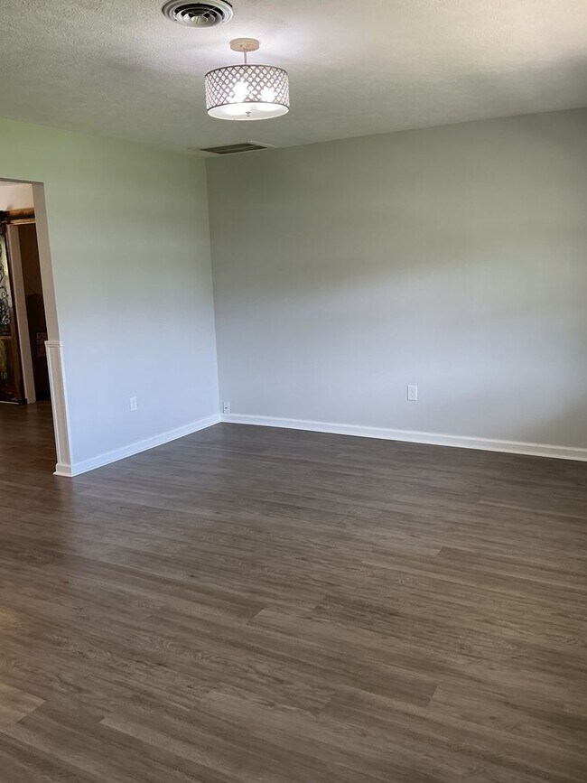 1229 Wilson Rd in Sevierville, TN - Building Photo - Building Photo