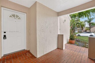 14722 SW 110th Terrace in Miami, FL - Building Photo - Building Photo