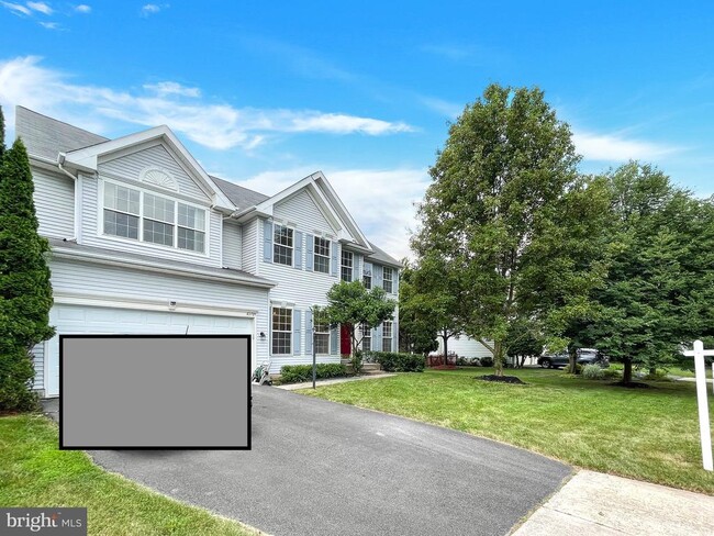 property at 43709 Raleigh Pl