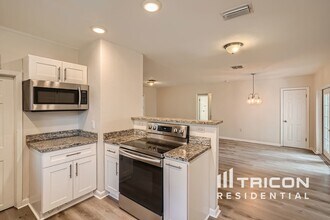 1211 E Crenshaw St in Tampa, FL - Building Photo - Building Photo