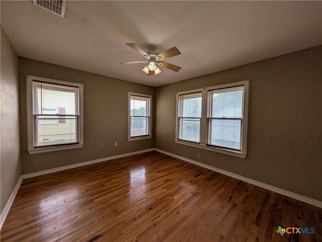 property at 1185 W Mill St