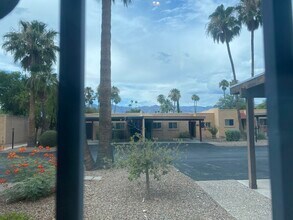 7856 E Linden Pl in Tucson, AZ - Building Photo - Building Photo