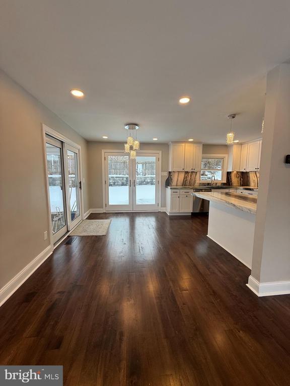 41 Dorset Dr in Broomall, PA - Foto de edificio - Building Photo