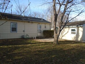 2104 Green in Manhattan, KS - Building Photo - Building Photo