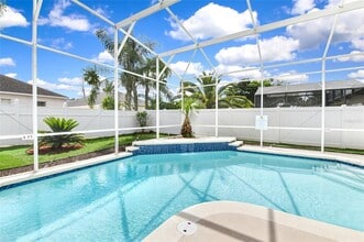 611 Brighton Dr in Davenport, FL - Building Photo - Building Photo