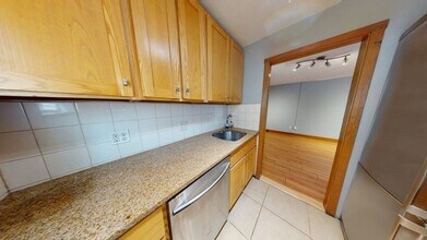 306 Savin Hill Ave, Unit 2 in Boston, MA - Building Photo - Building Photo