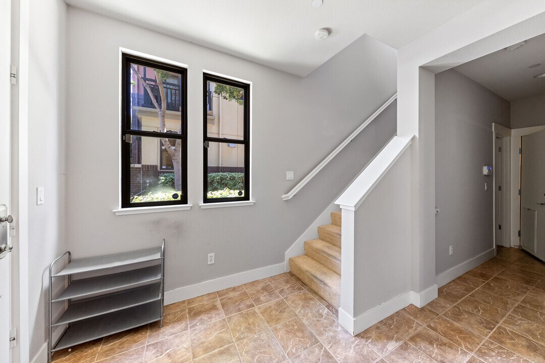 1201 66th St in Oakland, CA - Building Photo