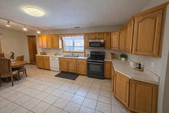 50 School St in Hudson, MA - Building Photo - Building Photo