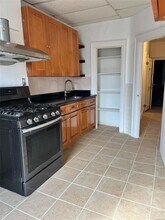 8720 Jamaica Ave in Queens, NY - Building Photo - Building Photo