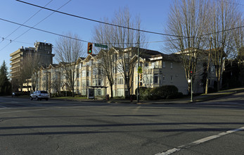 Broadway Gardens in Vancouver, BC - Building Photo - Primary Photo