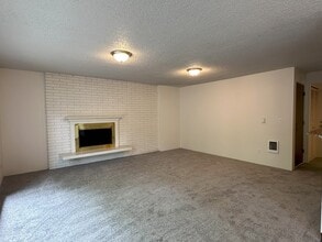 2334 49th Ave SW in Seattle, WA - Building Photo - Building Photo