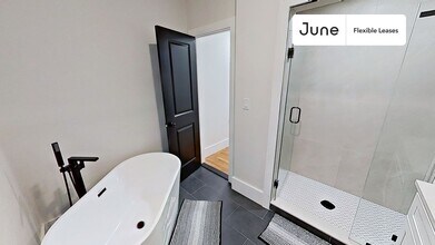 10 Walnut Park in Boston, MA - Building Photo - Building Photo
