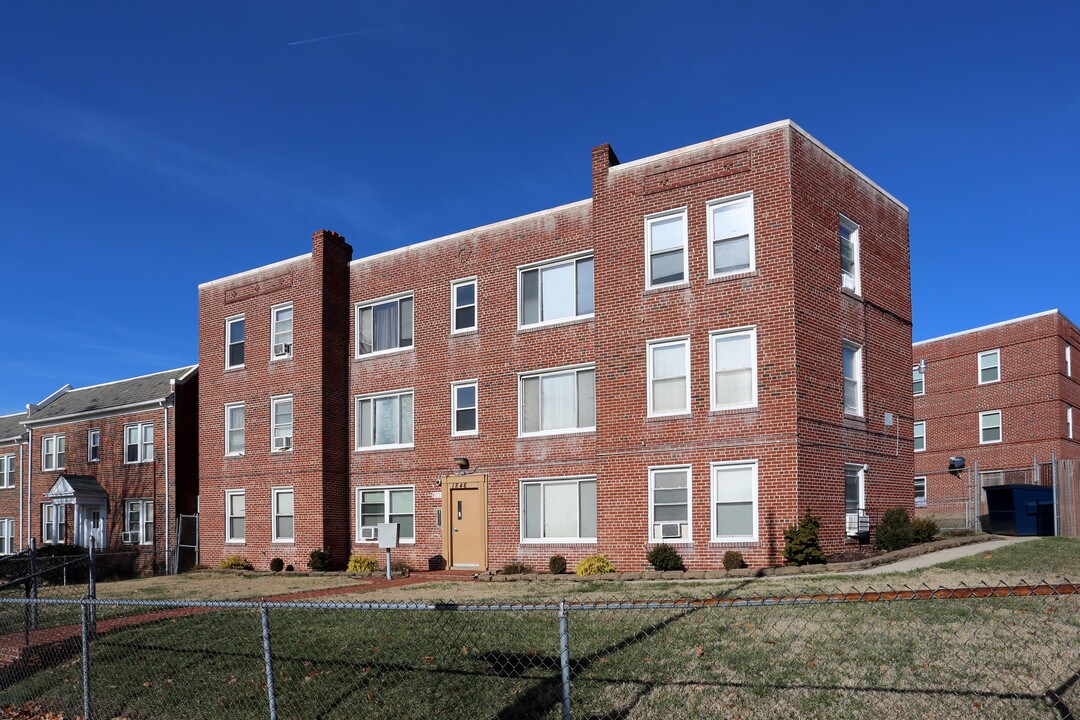 1846 Maryland Ave NE in Washington, DC - Foto de edificio