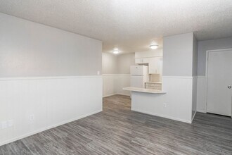 1305 53rd St in Lubbock, TX - Foto de edificio - Building Photo