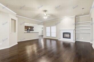 140 Wilson Cliff Dr in White Settlement, TX - Building Photo - Building Photo