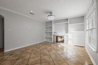 2788 Oak Park Ct in Tallahassee, FL - Building Photo - Building Photo