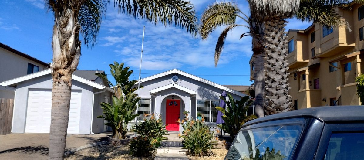 2447 Beach St in Oceano, CA - Foto de edificio