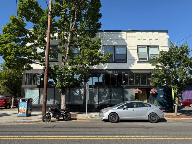 8926-8928 N Lombard St in Portland, OR - Foto de edificio - Building Photo