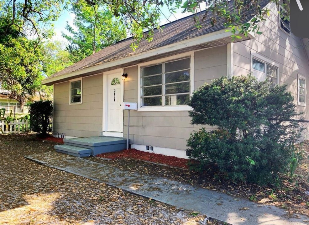 2038 16th Ave S in St. Petersburg, FL - Building Photo