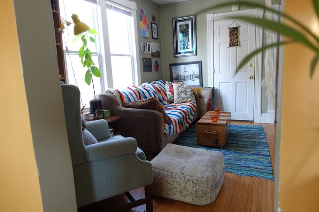 1020 19th Ave NE in Minneapolis, MN - Building Photo - Building Photo