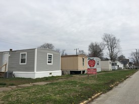 Carmel Apple Court Apartments