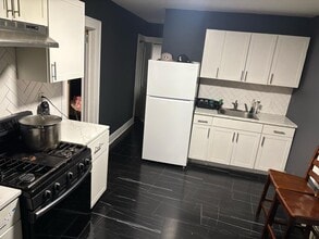 195 Preakness Ave, Unit 3 in Paterson, NJ - Foto de edificio - Building Photo