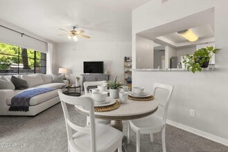 16220 N 7th St, Unit 1 in Phoenix, AZ - Building Photo - Building Photo