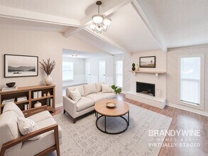 6309 Golden Park Dr in Memphis, TN - Foto de edificio - Building Photo