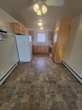 1700 E Long St in Carson City, NV - Foto de edificio - Building Photo