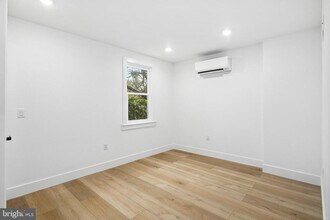 962 E Locust Ave-Unit -2 in Philadelphia, PA - Building Photo - Building Photo