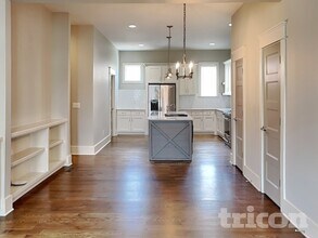 1216 Hillwood Private Cove in Nashville, TN - Building Photo - Building Photo