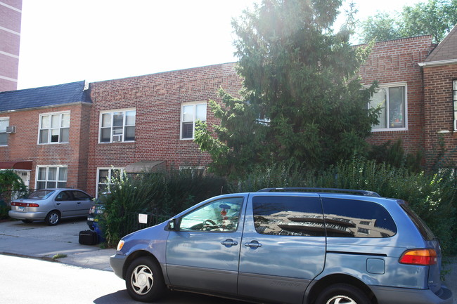 13228-13238 Pople Ave in Flushing, NY - Building Photo - Building Photo