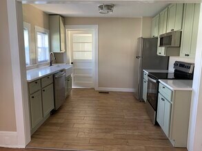 1140 Mountainview Rd in Erwin, TN - Building Photo - Building Photo