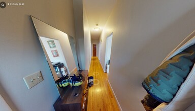 23 Tufts St, Unit 2 in Cambridge, MA - Foto de edificio - Building Photo