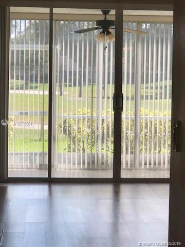 1911 Sabal Palm Dr in Davie, FL - Building Photo