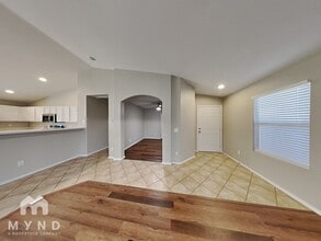 813 S 125th Ave in Avondale, AZ - Foto de edificio - Building Photo