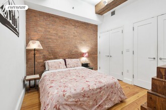 72 Berry St in Brooklyn, NY - Building Photo - Building Photo