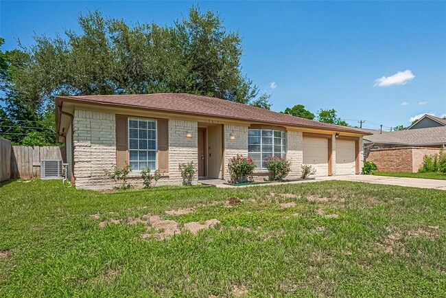 10610 Plainfield St in Houston, TX - Building Photo - Building Photo