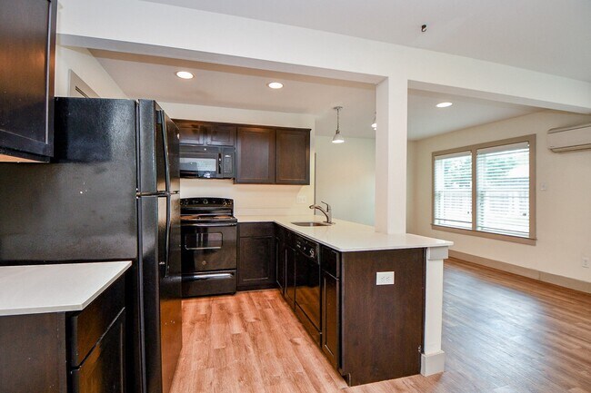 property at 1011 Enid St