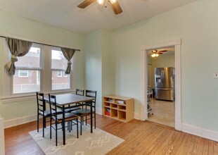 1108 E Pembroke Ave in Hampton, VA - Building Photo - Building Photo