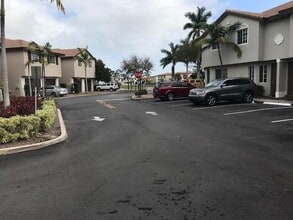 4182 Napoli Lake Dr in West Palm Beach, FL - Building Photo - Building Photo