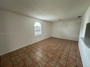8851 NW 119th St in Hialeah Gardens, FL - Building Photo - Building Photo