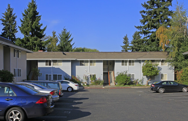 Spiritwood Manor Apartments in Bellevue, WA - Foto de edificio - Building Photo