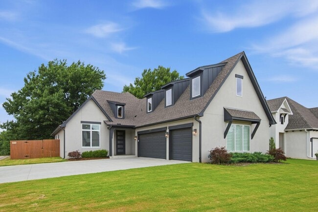 property at 11460 S Ash St