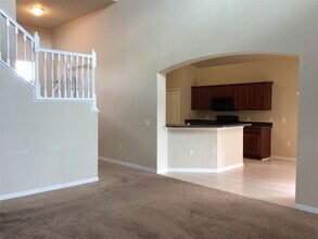 320 Snook Way in Poinciana, FL - Foto de edificio - Building Photo