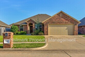 920 SW 13th St in Moore, OK - Building Photo - Building Photo