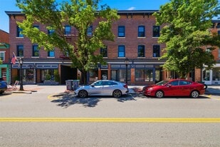 207 Main St in Beacon, NY - Building Photo