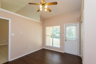 10173 Oak Run Dr S in Olive Branch, MS - Foto de edificio - Building Photo