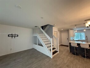 823 NW 208th Terrace in Pembroke Pines, FL - Building Photo - Building Photo