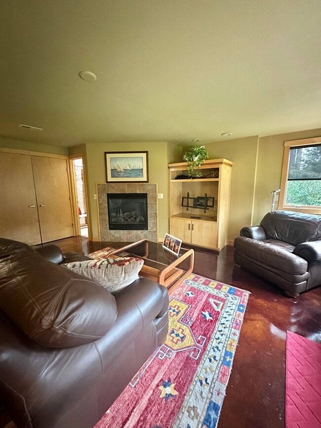 1165 Vail Way N, Unit 1 in Hudson, WI - Building Photo - Building Photo